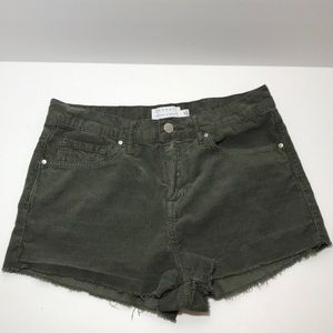 Kendall & Kylie green cord shorts!!